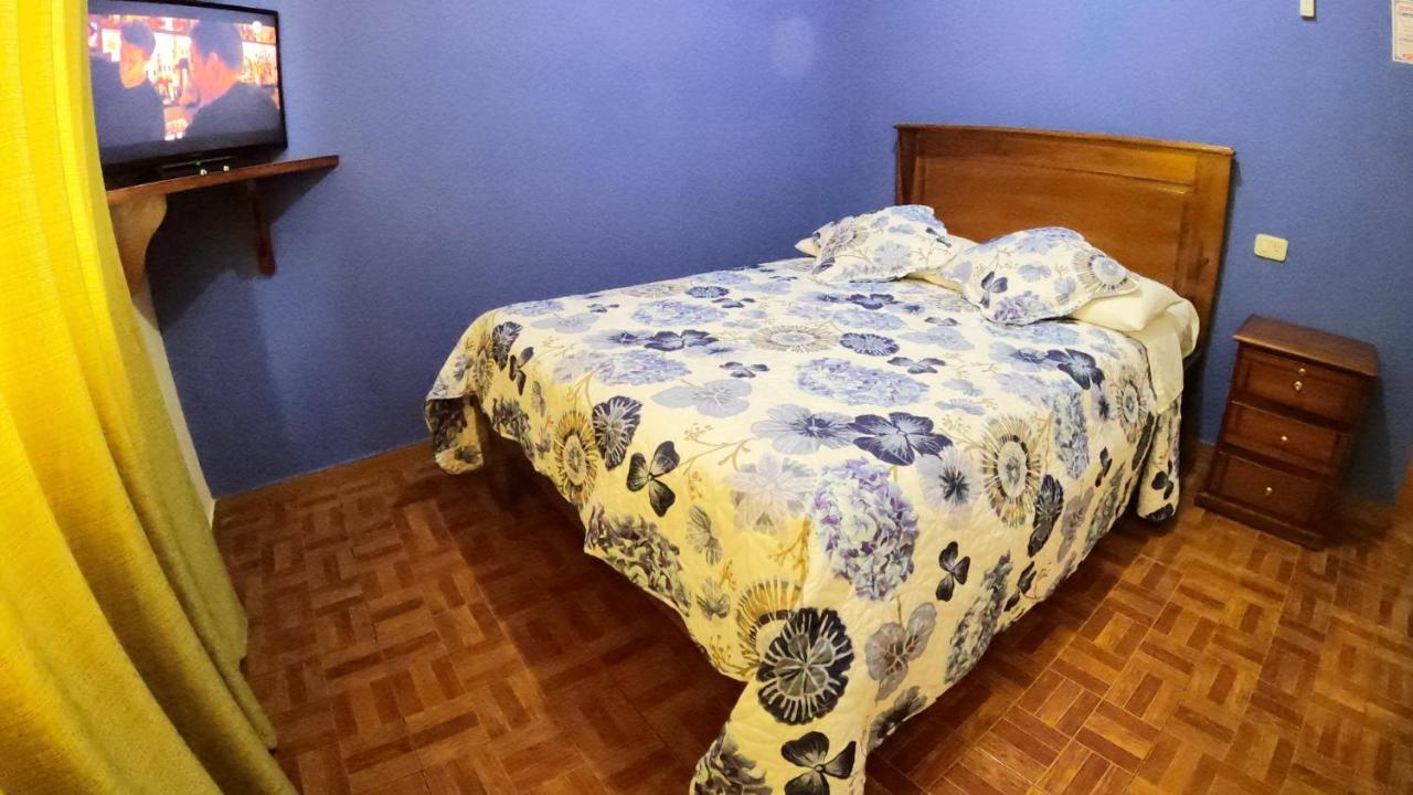 Hostal Casa Montoya Baños Exteriör bild