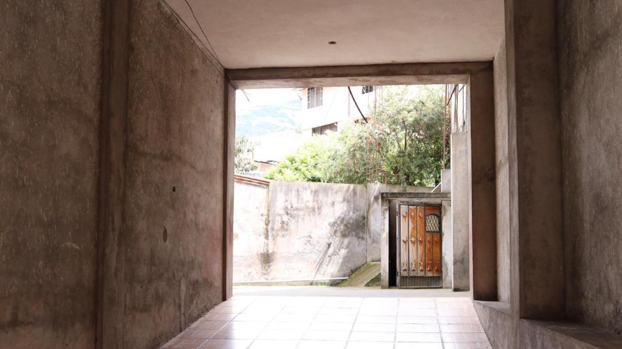Hostal Casa Montoya Baños Exteriör bild